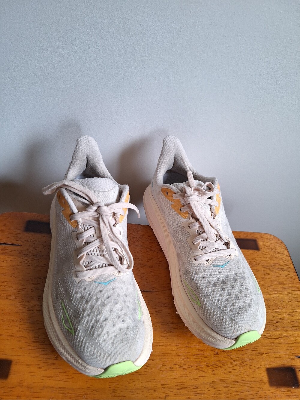 HOKA Clifton 9 Women's Vanilla / Astral Size 7.5B - Picture 6 of 14